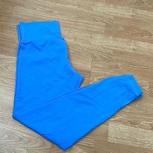 Periwinkle Lulu lemon leggings